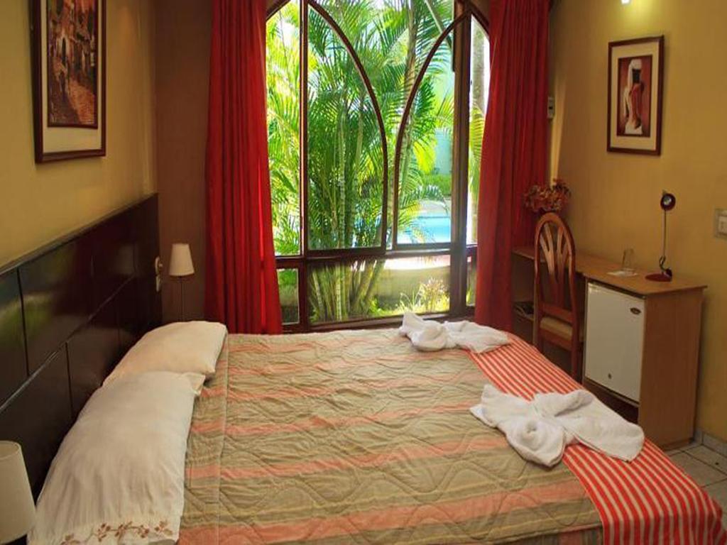 Hotel & Suites La Posada De Lobo Iquitos Room photo